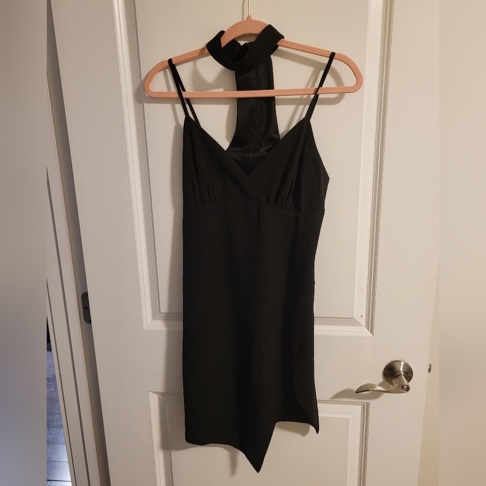 Dance & Marvel Black dress with choker collar